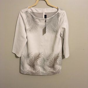 St. John Silver and White Printed Top